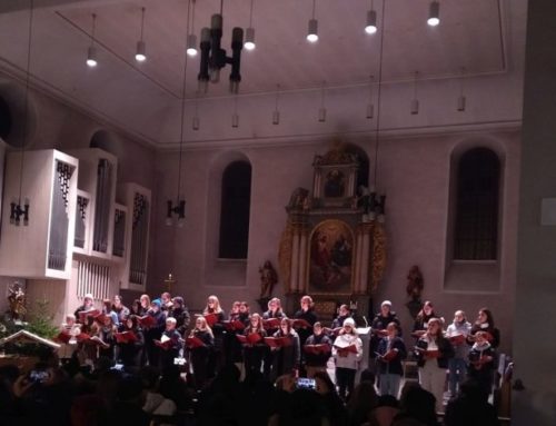Ein feierlich-besinnliches Wanderkonzert im Advent – die Altkönigschule musiziert